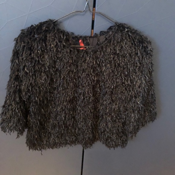 IMPERIAL black shaggy crop top size medium - Picture 2 of 10